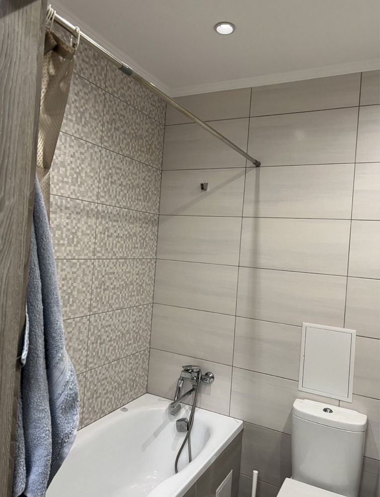 Cozy Renovated 1-Bedroom Apartment on Dovzhenka Street