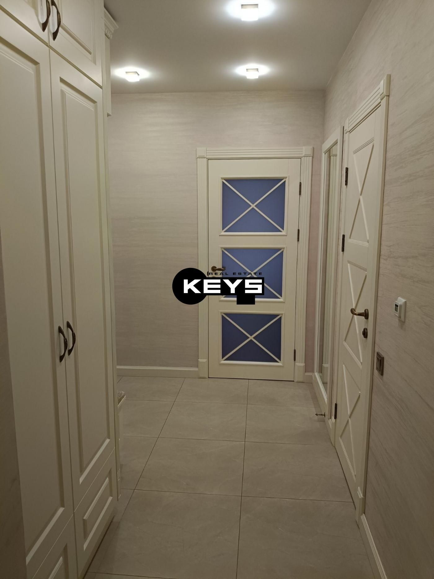 Spacious 2-bedroom apartment in French Quarter 2 residential complex