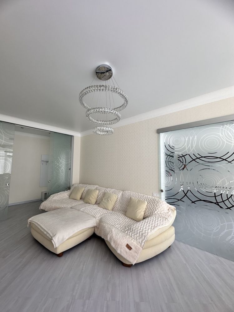 Spacious 90m² Apartment with Designer Renovation