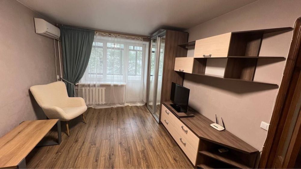 Comfortable 1-room apartment near Shevchenko Park with excellent renovation