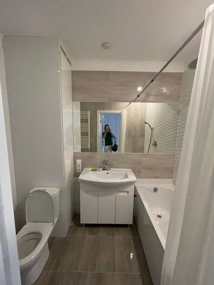 Modern 1-Bedroom Apartment Near Forum Mall Lviv