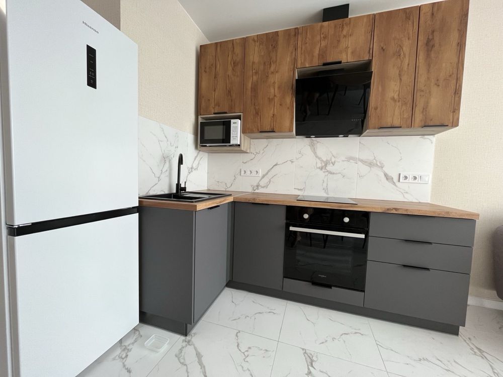 Stylish Modern 2-Room Apartment in Varshavsky Microdistrict