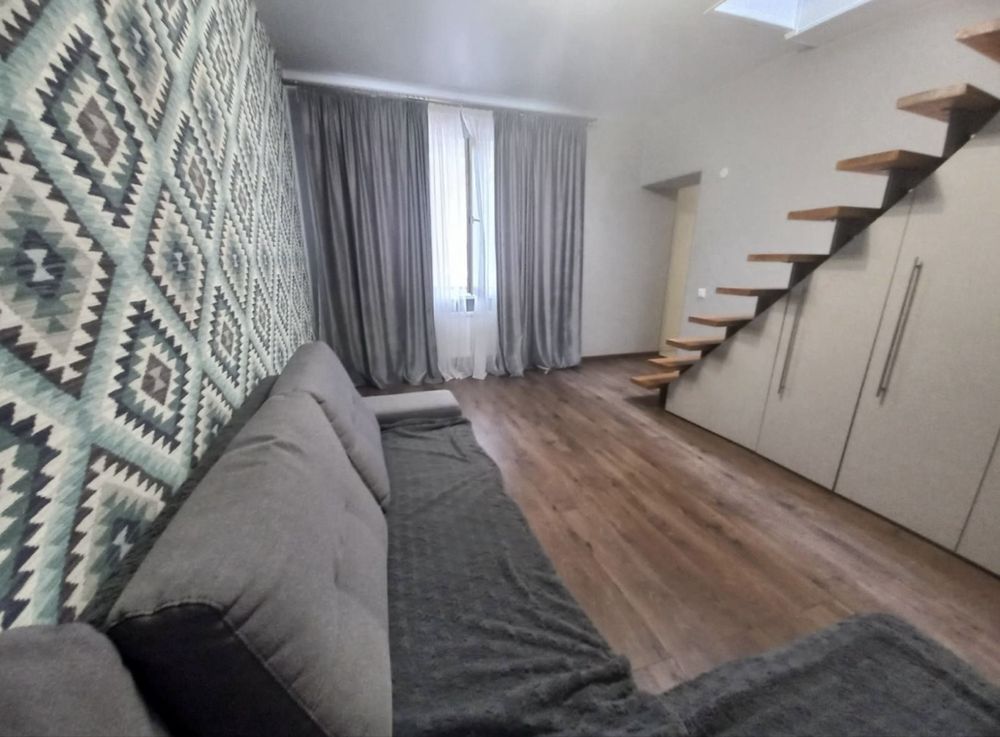 Two-level apartment in Kryukivshchyna with quality renovation