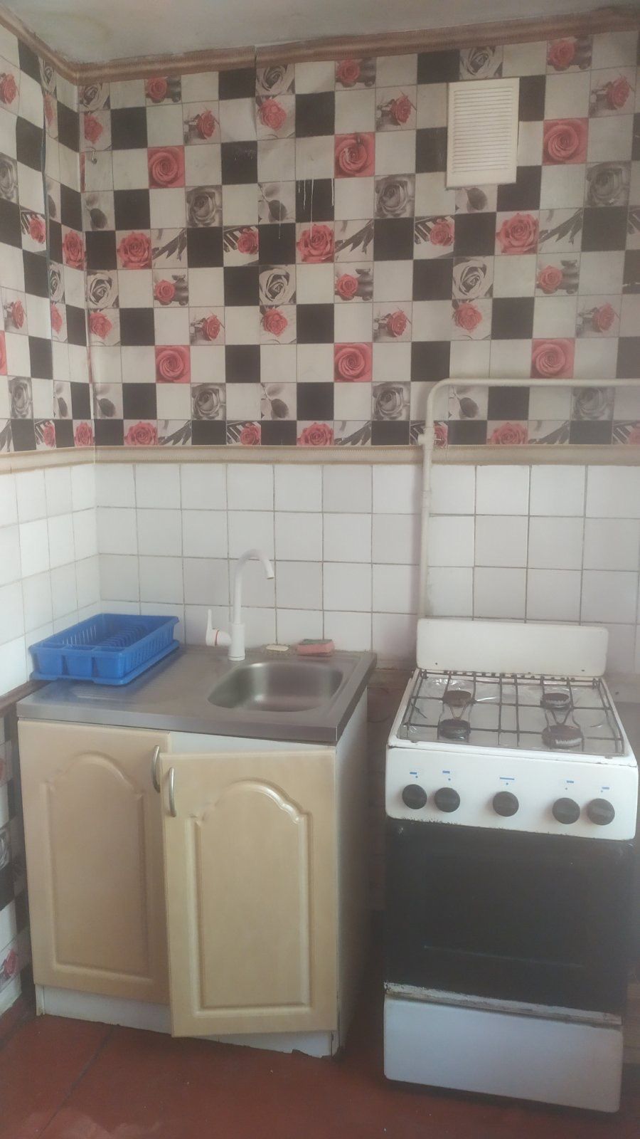 1-room apartment in Korabelny district, unfurnished
