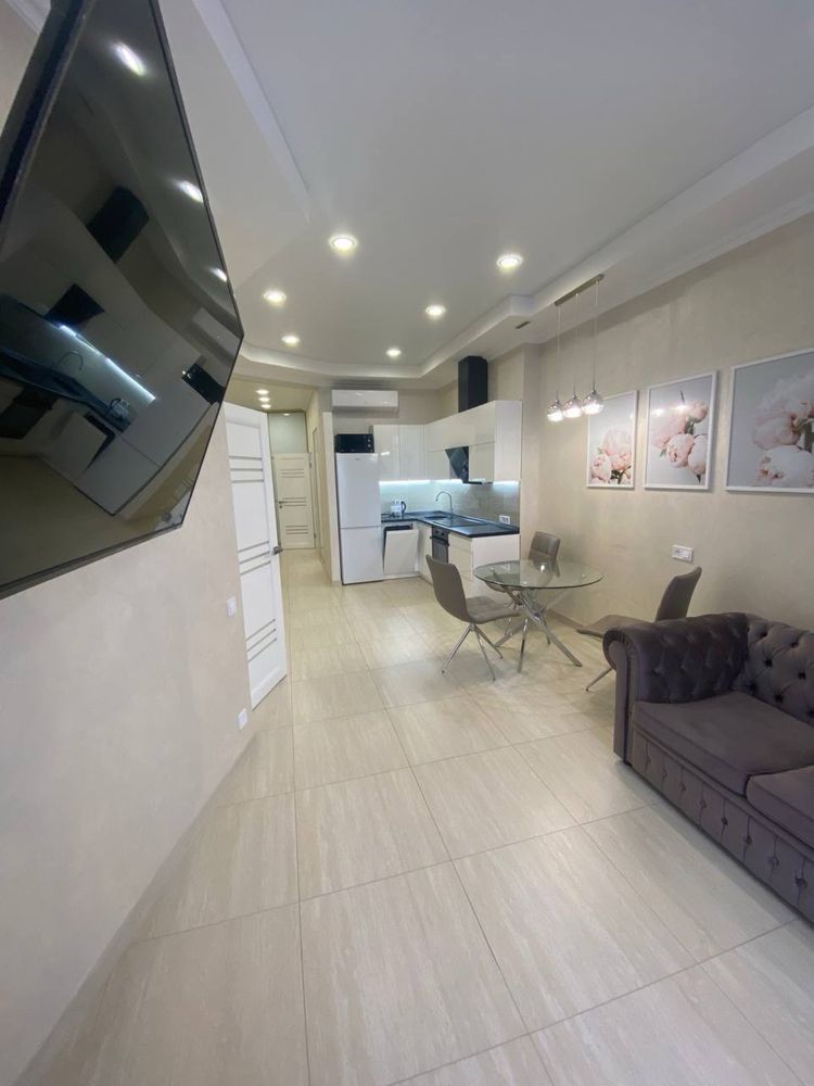 Modern 56m² Apartment with Pool in Comfort City