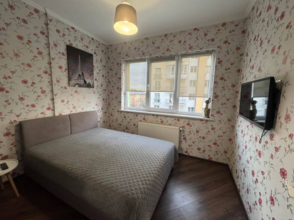 Modern 1-Bedroom Apartment in Velyka Brytania Complex