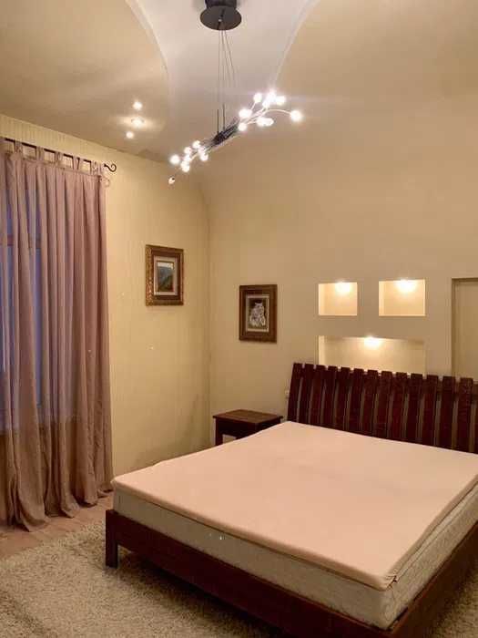 4-Room Spacious Apartment near Globy Park and Dnipro Arena