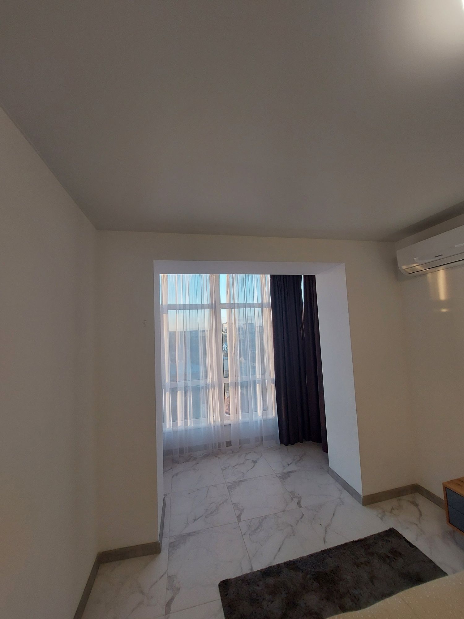 Stylish 1-Bedroom Apartment with 2-Bedroom Functionality in City Center