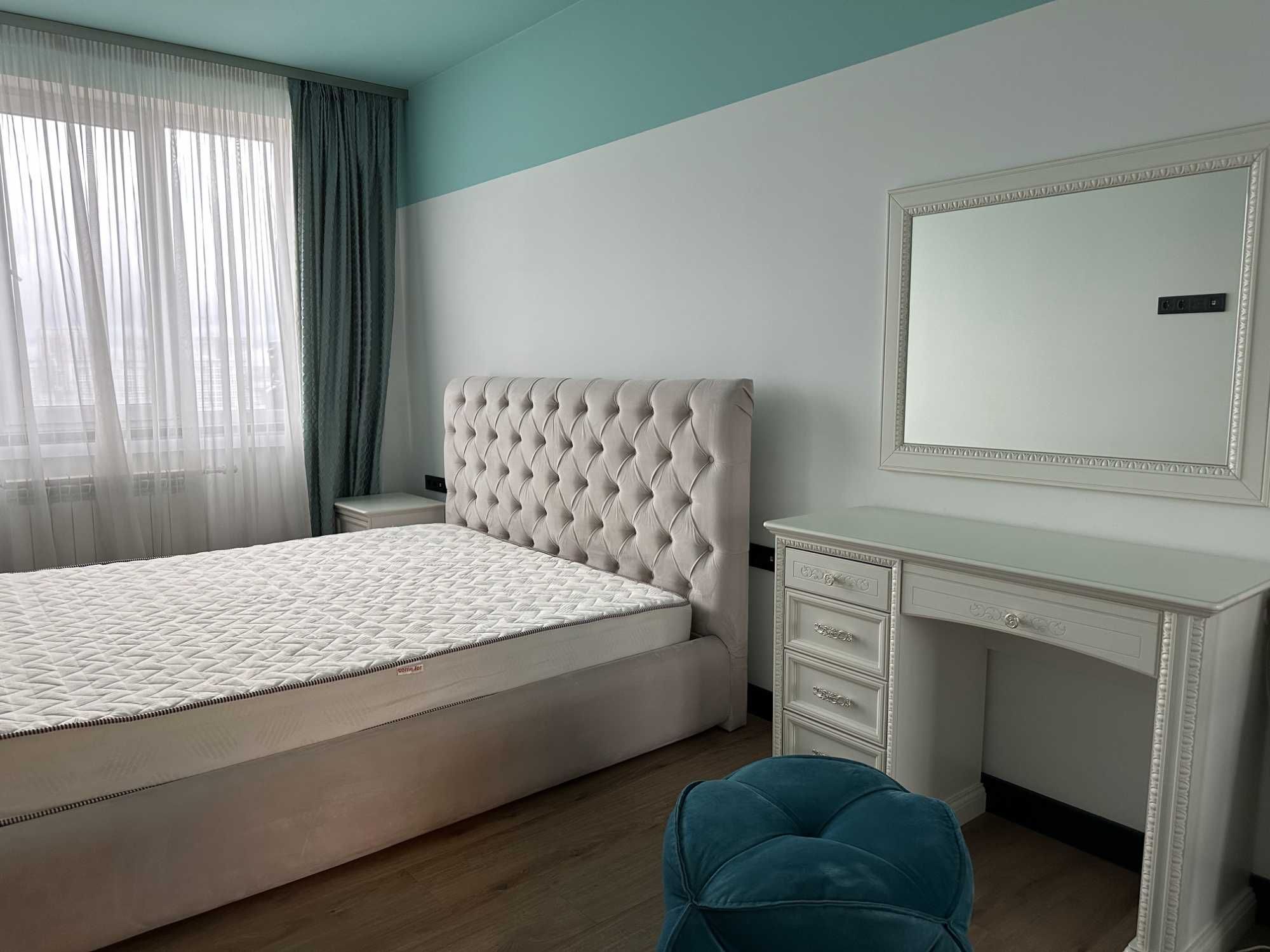 Modern 2-Room Apartment with Kitchen-Living Room in Parus