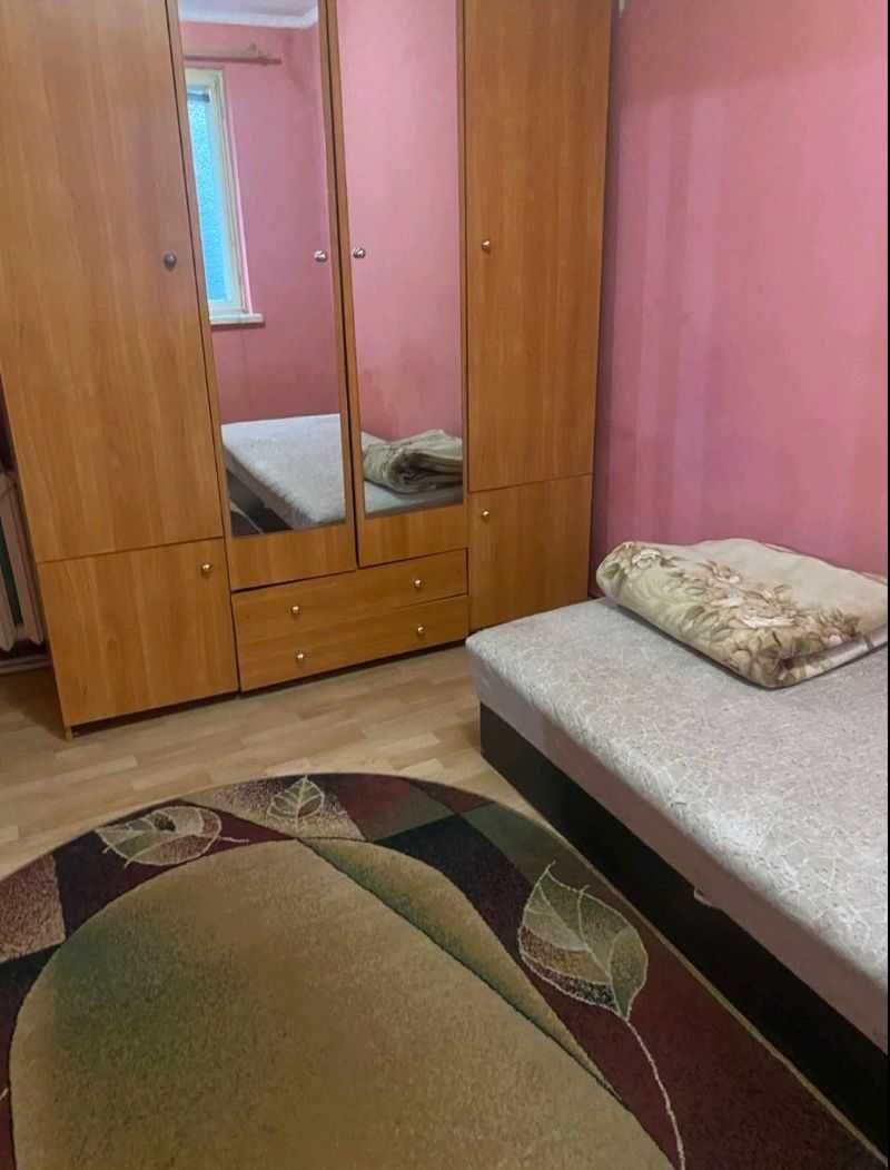 3-Bedroom Apartment in Rakhiv, Zakarpattia, City Center