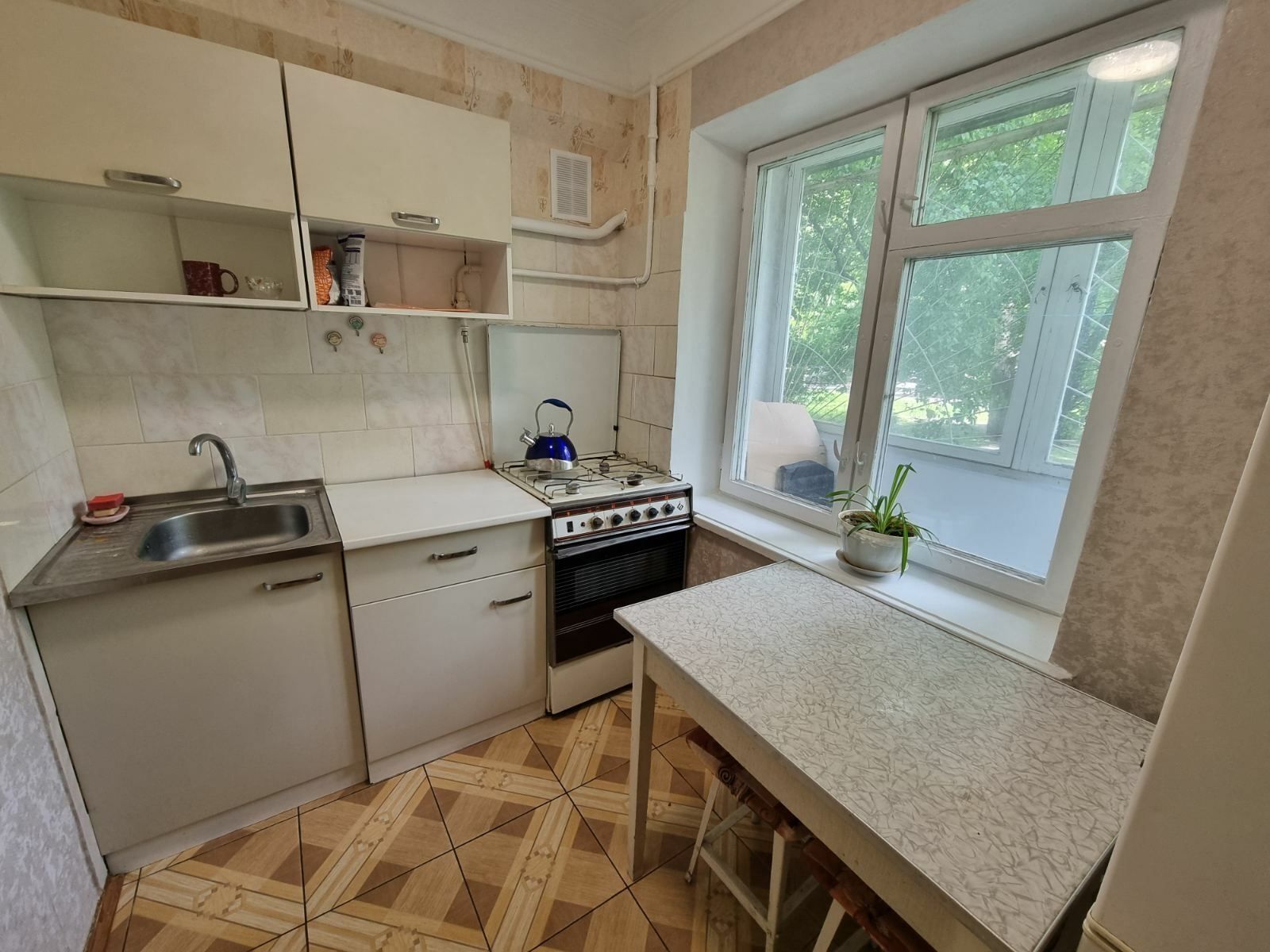 Cozy 1-bedroom apartment in Kyiv, Solomyansky district