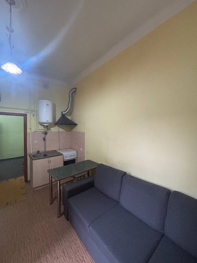 1-Room Apartment on Zamarstynovska Street, Central Location