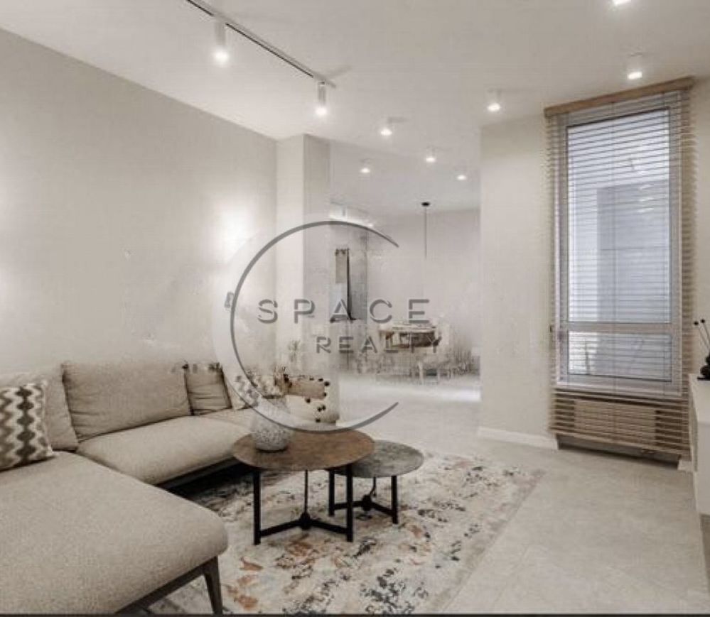 Designer 2-Bed Apartment with City Views