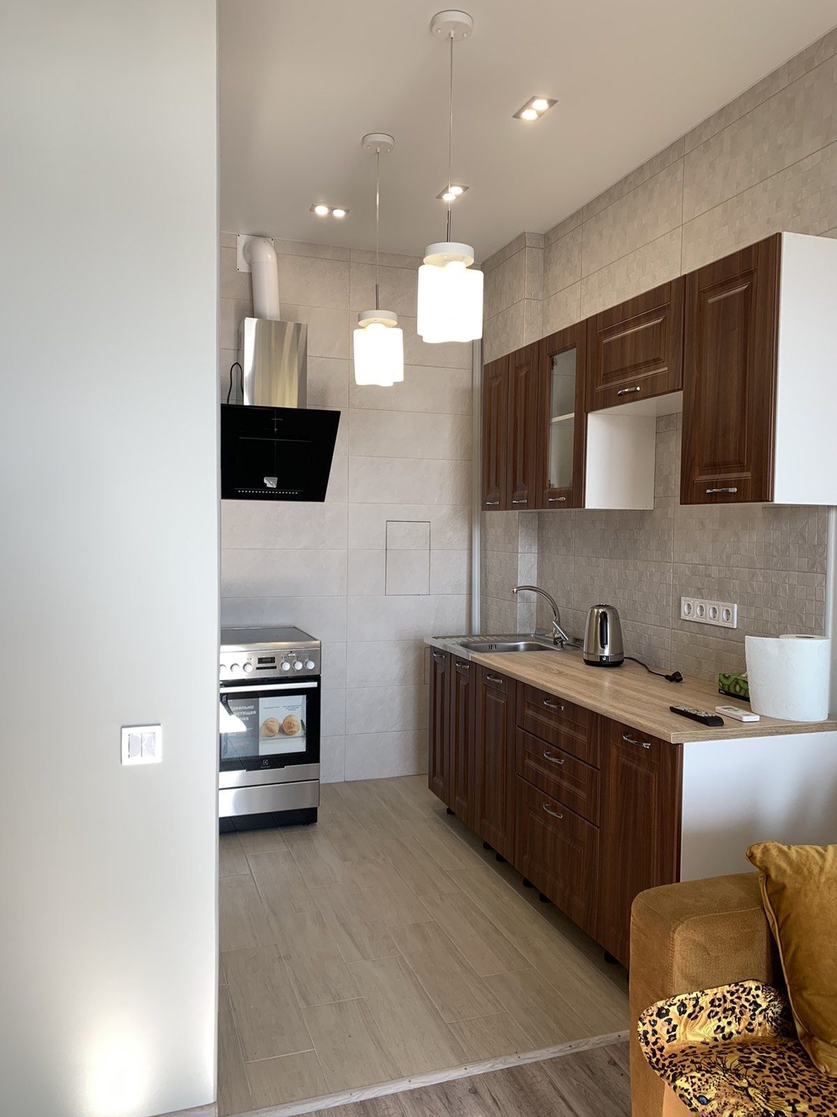 1-bedroom studio apartment in Greenwood Complex with sea and botanical garden view