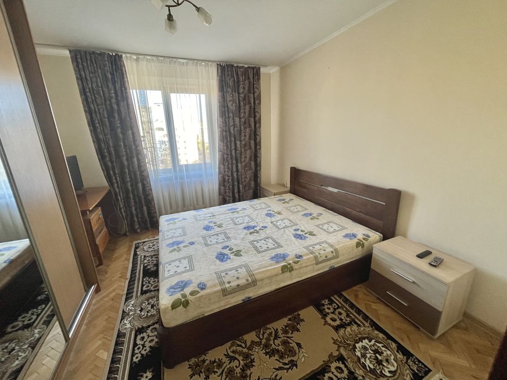 3-Room Apartment on Chervonoi Kalyny Street (Santa Barbara)