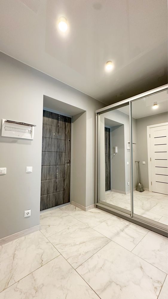 1-Bedroom Apartment in Zaliznychna Street, ЖК Шенген Complex