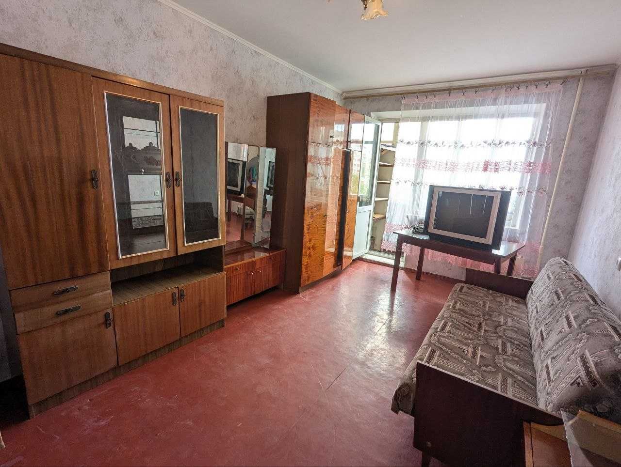Northern District 1-Room Apartment with Basic Amenities