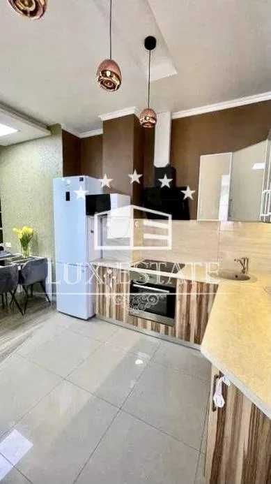 Spacious 2-room apartment in Monte Plaza complex near 23 August metro station