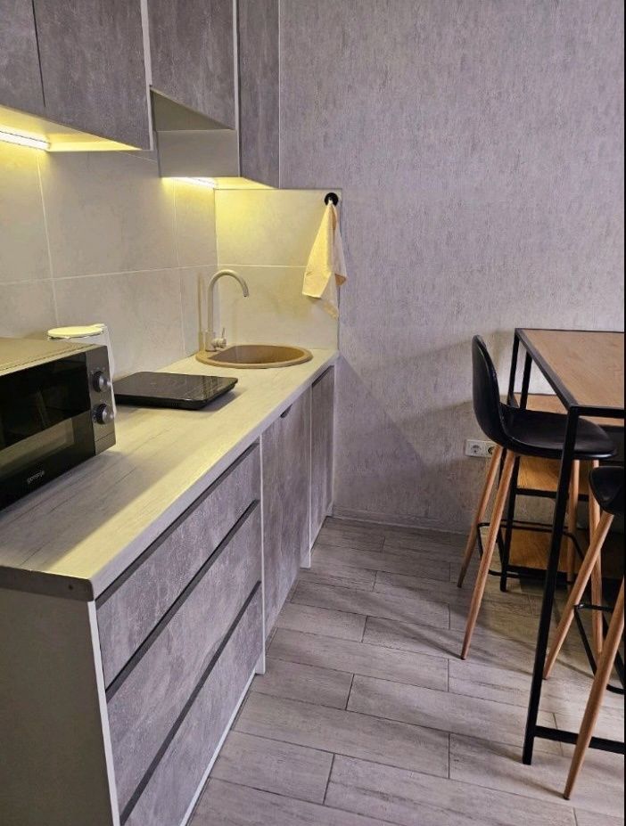 Cozy Studio Apartment with Modern Amenities
