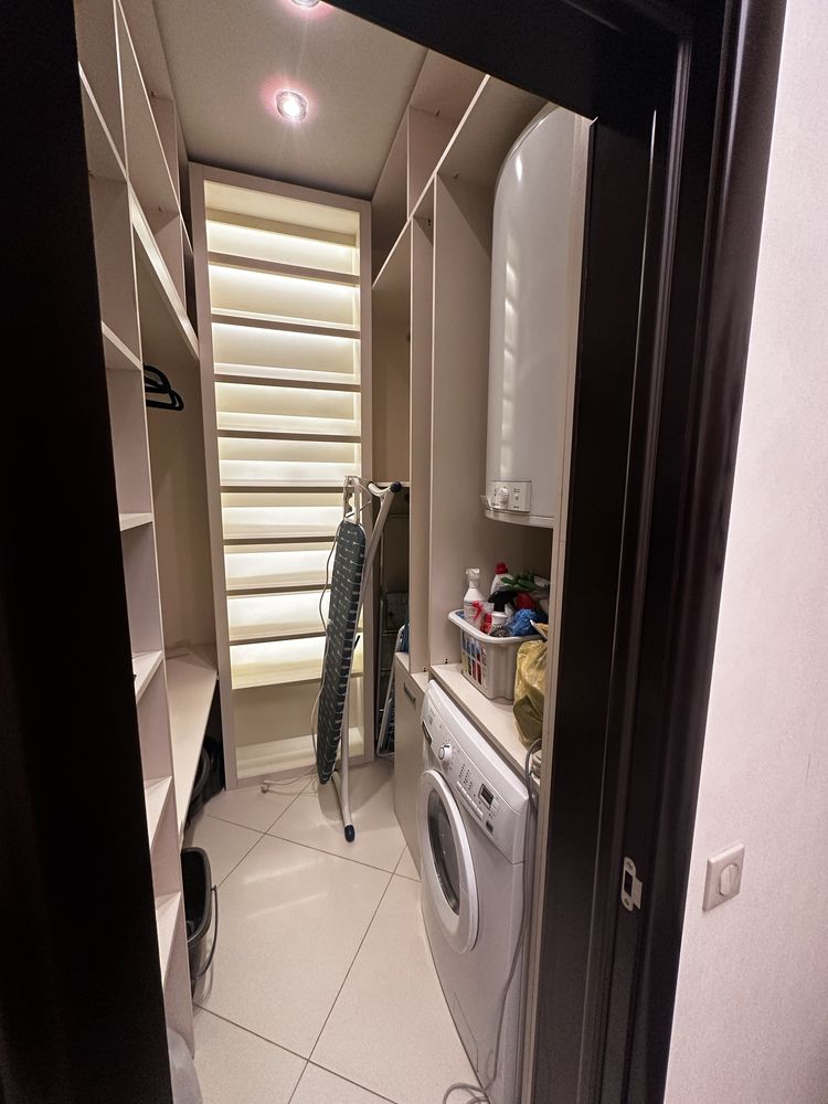 Business Class Apartment with 2 Separate Rooms near Lukyanivska Metro