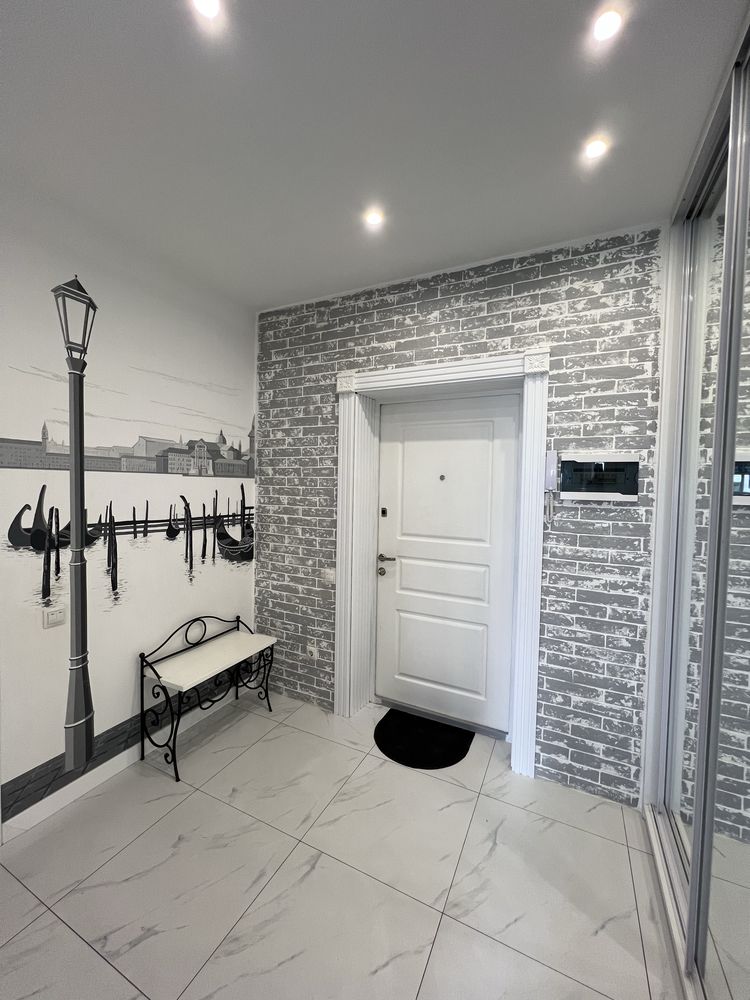 Bright Comfortable 1-Bedroom Apartment with Storage and Modern Amenities