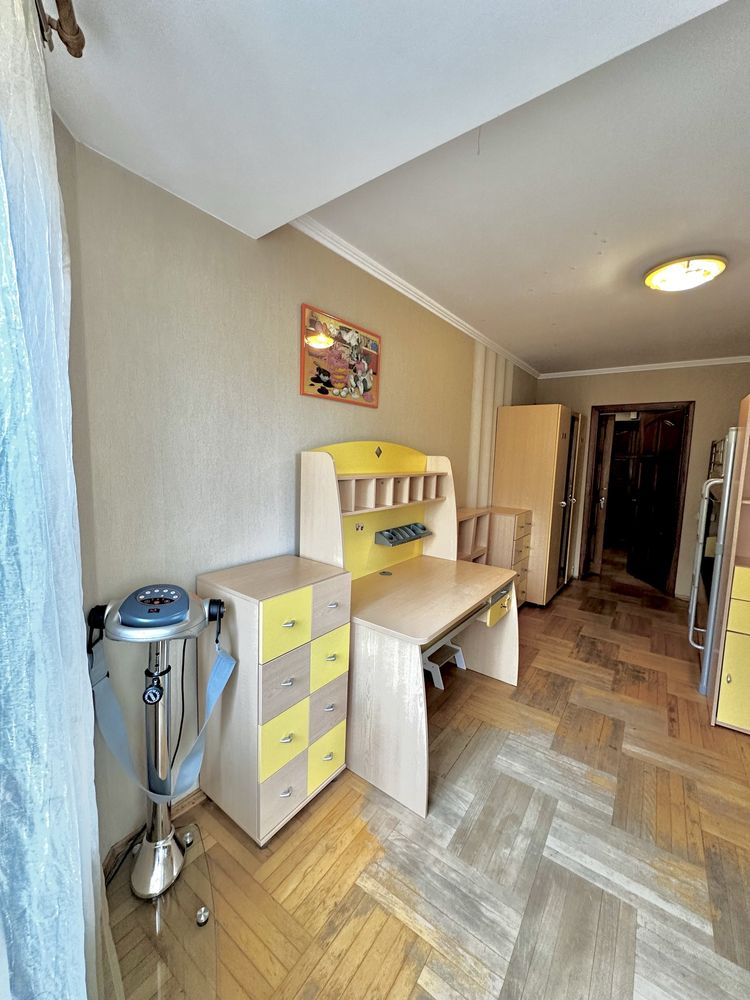 Spacious Apartment Near Stryi Park with Panoramic Windows and Forest View