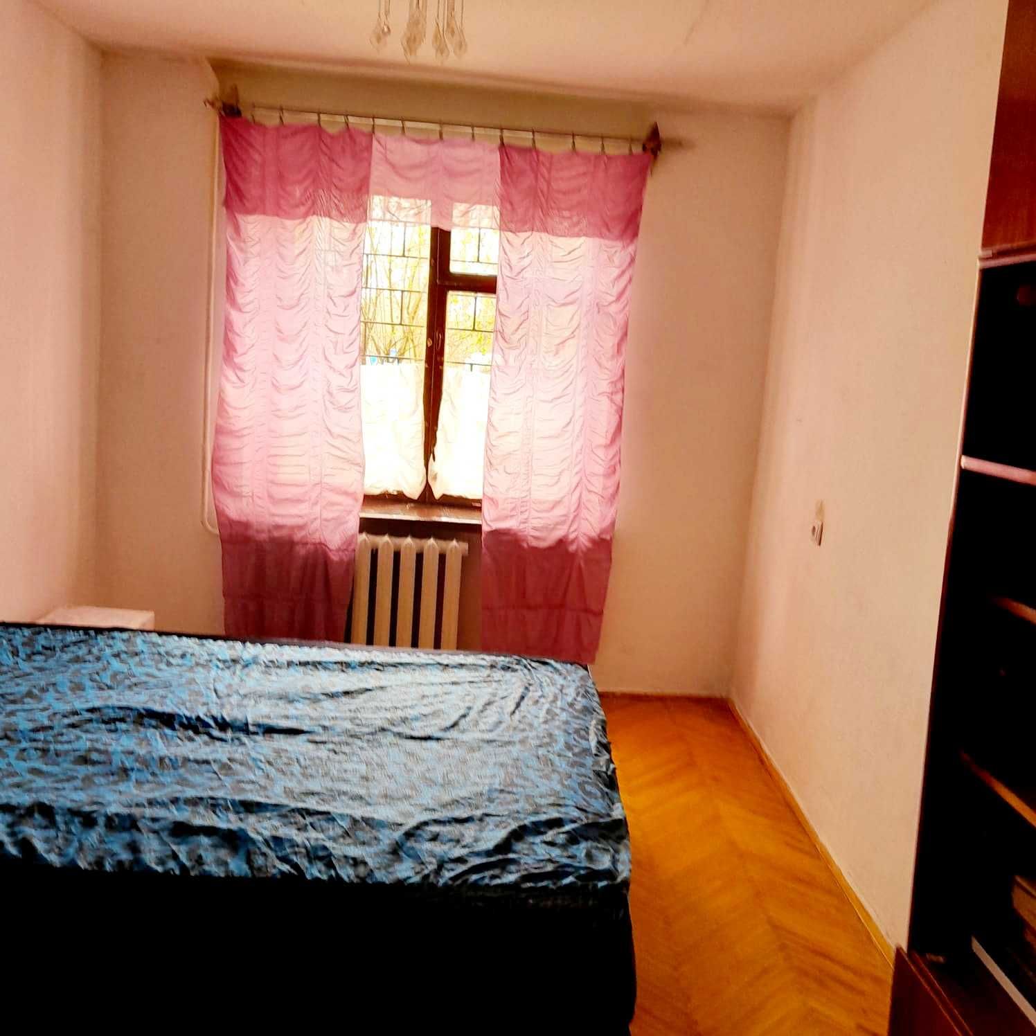 3-Room Apartment in Lviv, Patona Street, Railway District