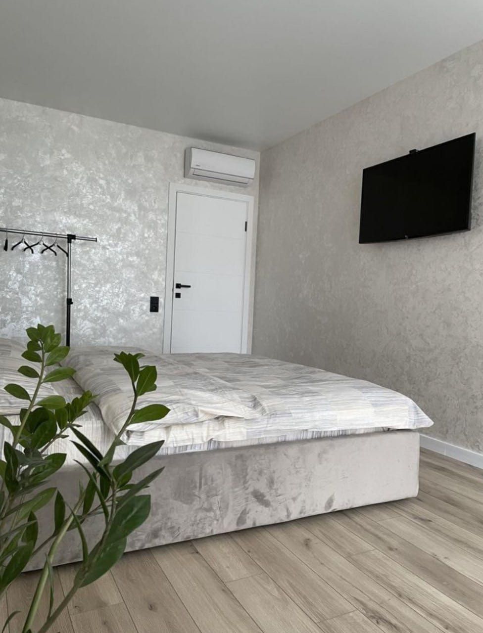 Spacious 1-Bedroom Apartment on Shevchenko Street, Great Britain Complex