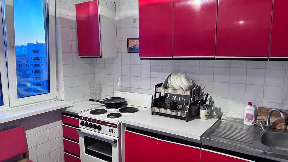 Spacious 2-Bedroom Apartment Near Teremki Metro