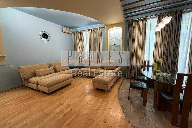 Spacious 4-Room Apartment in Prestigious Kyiv Location