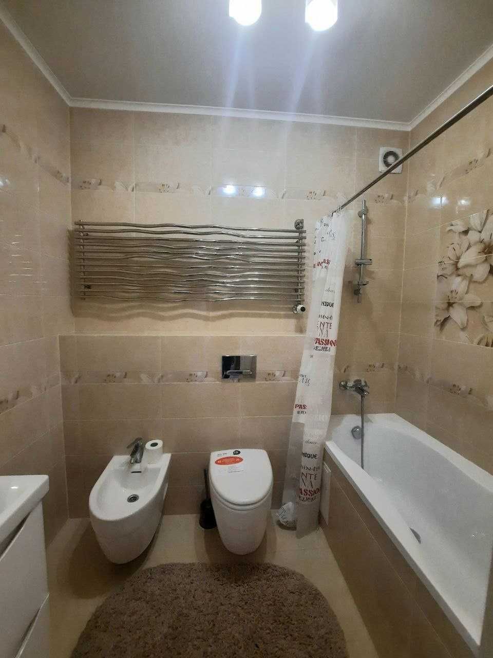 Cozy Modern Apartment in City Center, 5 Minutes from City Hall
