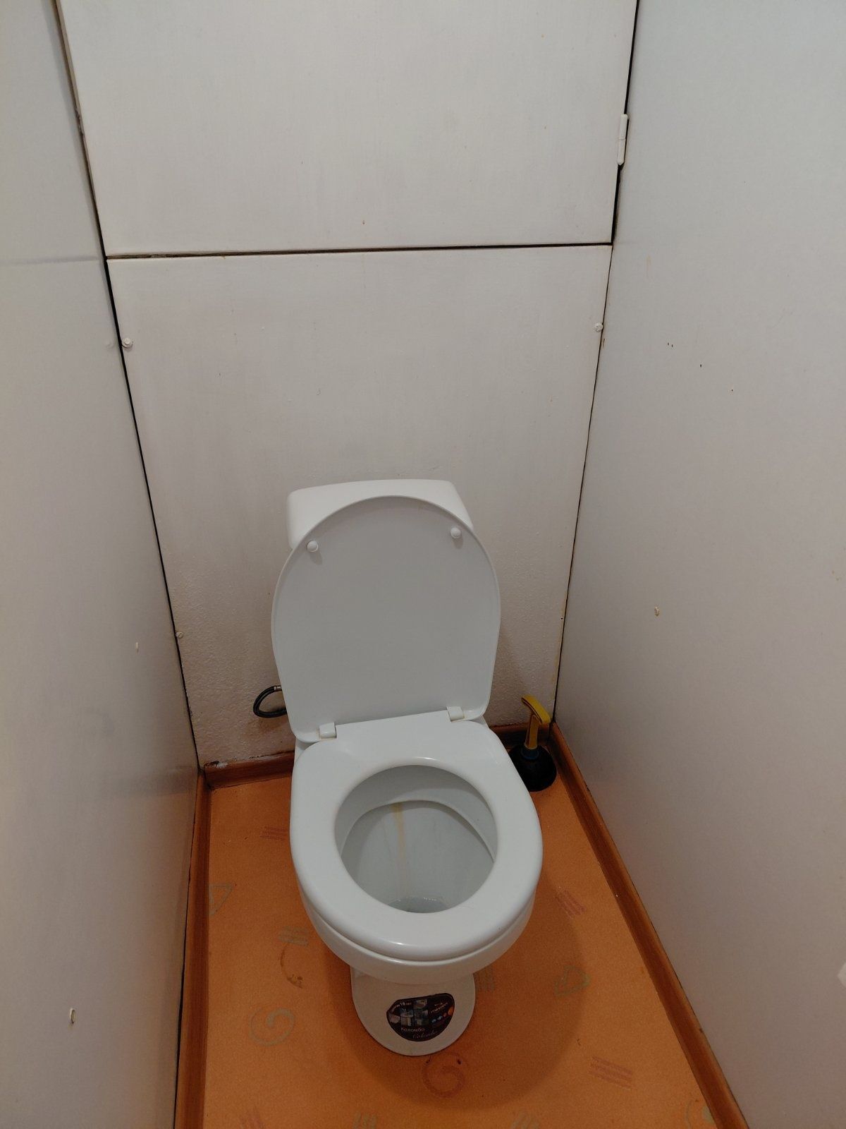 1-Room Apartment in Uzhhorod, Lehotsky Street, Near School 19