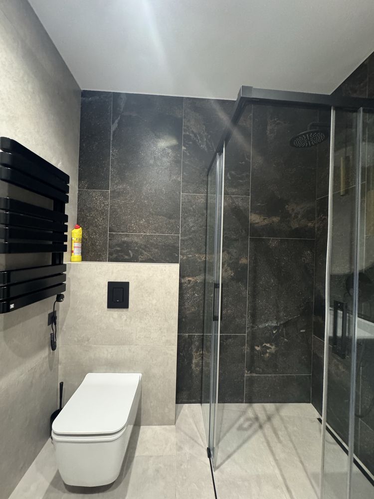 Two-bedroom apartment in Park Land complex with practical layout