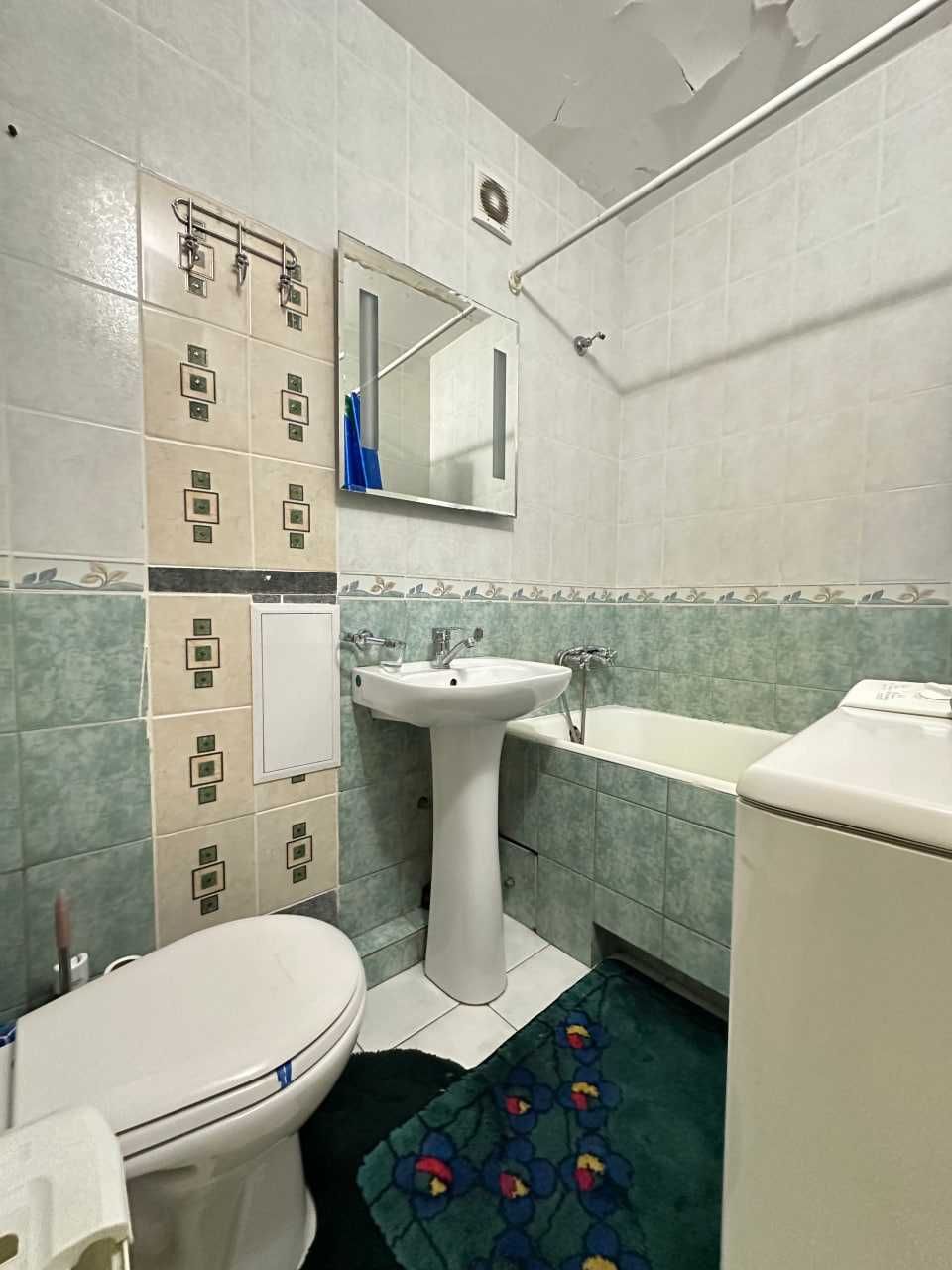 2-Room Apartment in Center, Nagorka District, Near Infrastructure