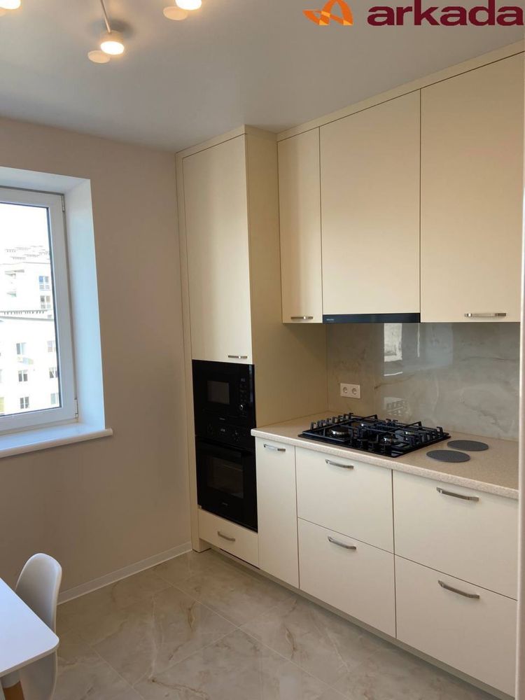 Spacious 2-Room Apartment near Shevchenko Park