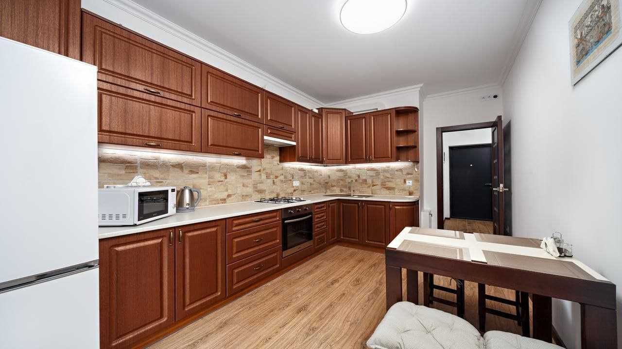 Spacious 1-Bedroom Apartment in Avalon Complex, Chornovovla Avenue