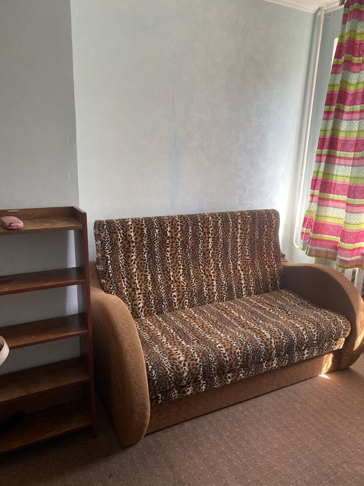 Cozy Apartment on Popova Street with Essential Amenities