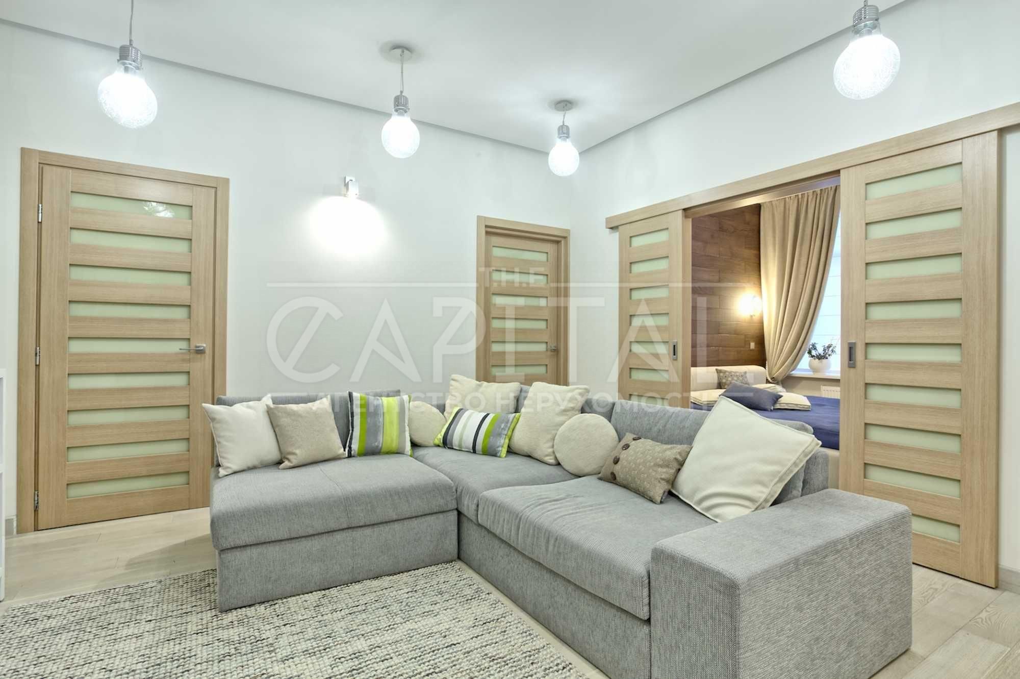 Stylish 3-Room Apartment in Novopecherski Lipki Complex, Pechersk District