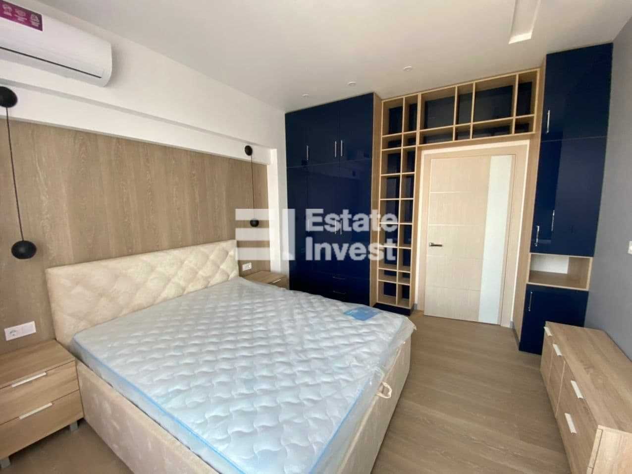 Modern 3-Bedroom Apartment with Designer Interior