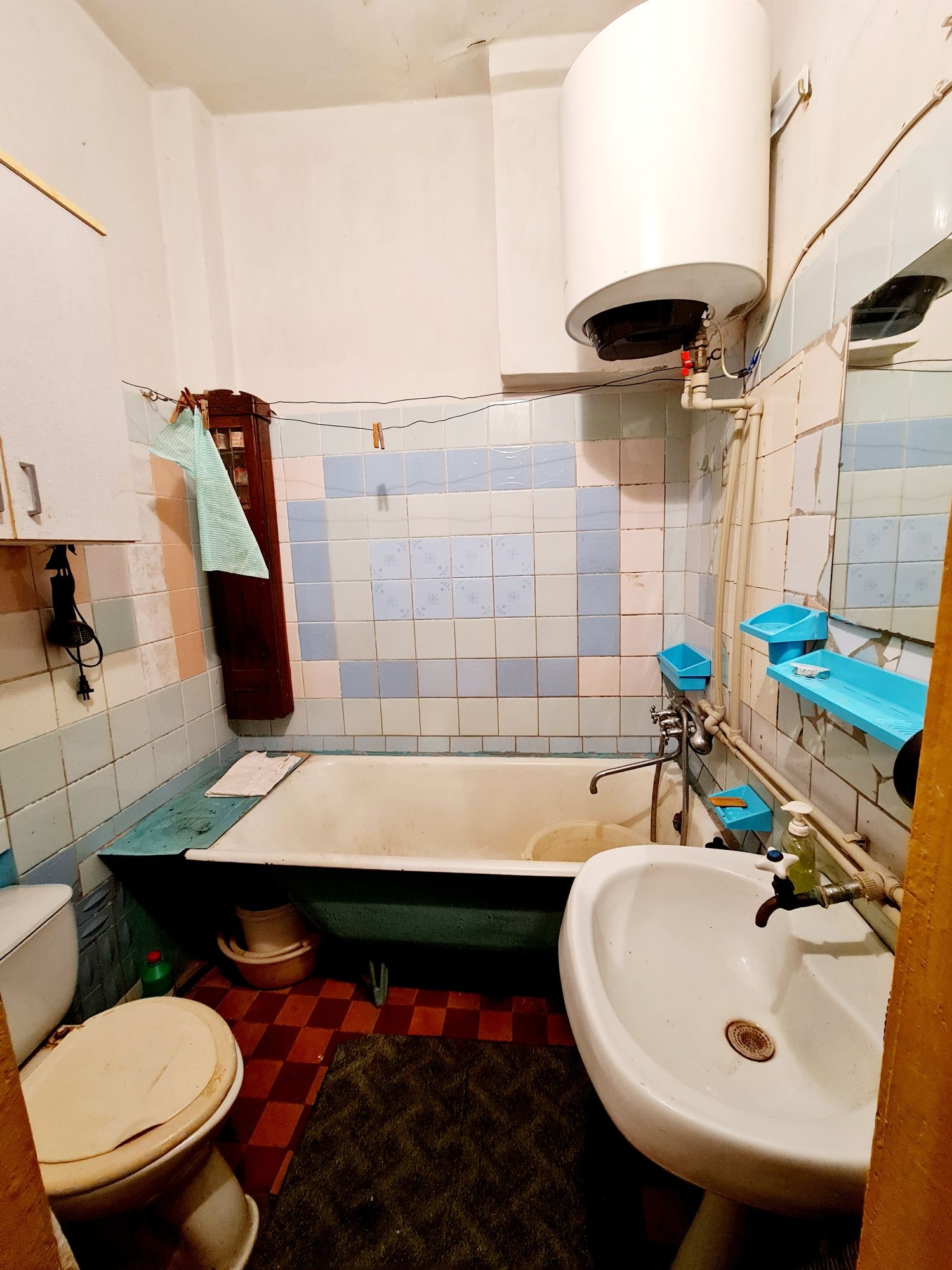 One Bedroom Apartment with Private Entrance
