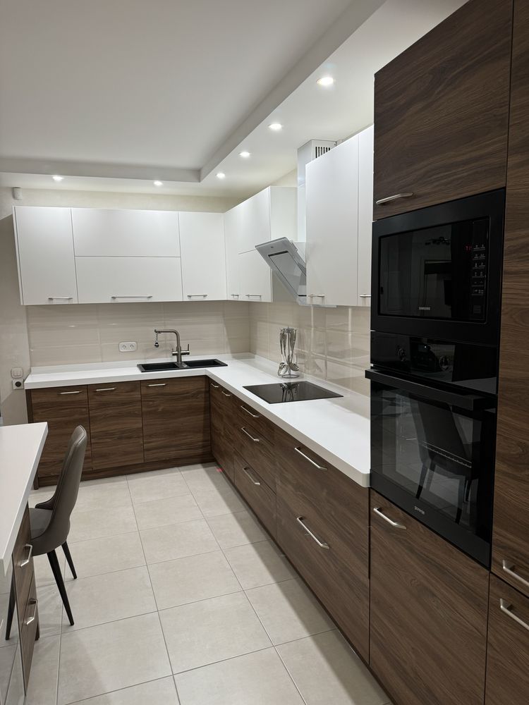 Luxurious Two-Level Designer Apartment Near Feofania Park