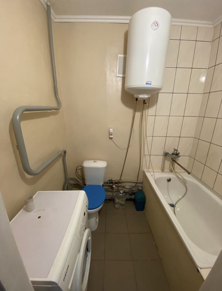 One-Bedroom Apartment with Appliances Near Market
