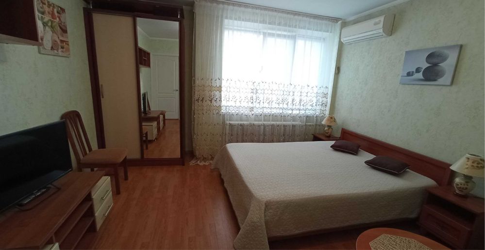 One-bedroom apartment near Dvorets Ukrainy Metro