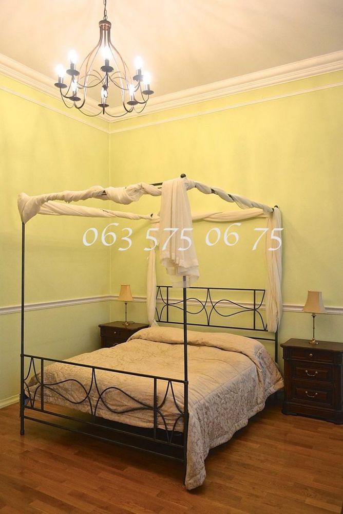 Golden Gates! Stylish 2-Room Apartment in Historic Kyiv Center