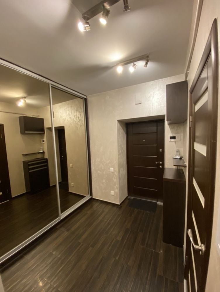 1-Bedroom Apartment near Stryi Park with Modern Studio Kitchen