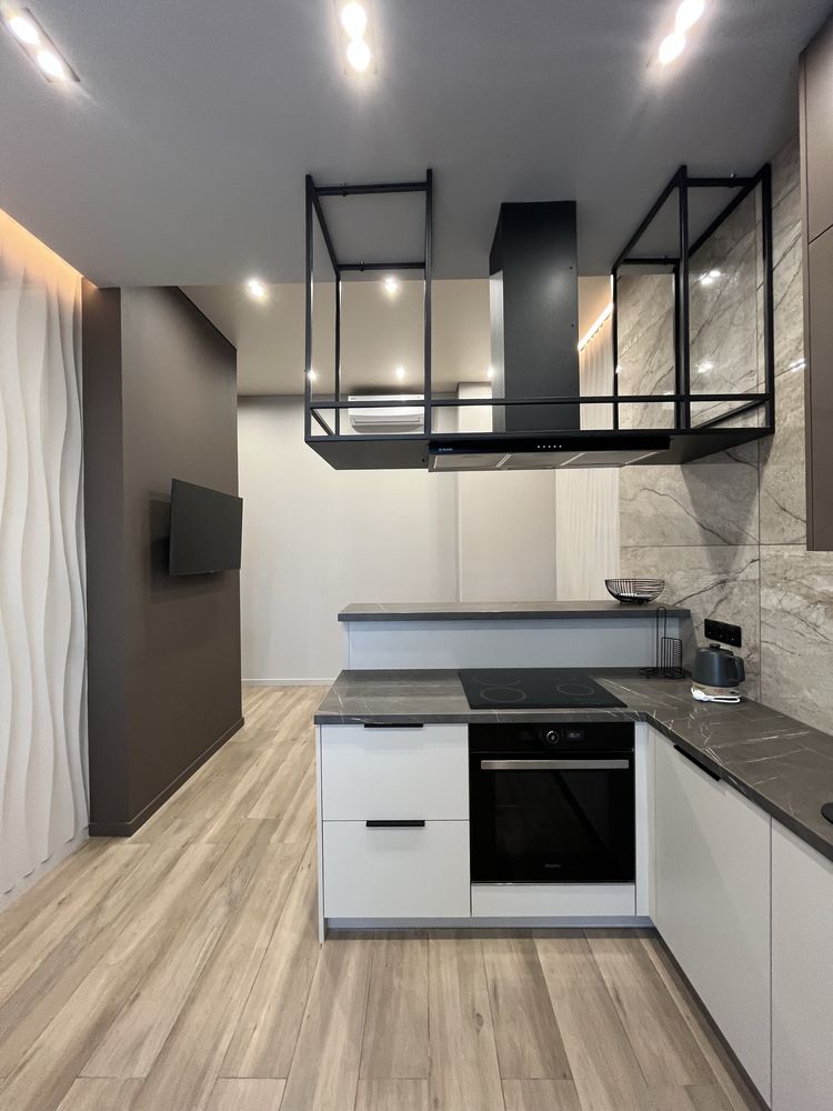 Spacious Two-Room Apartment with River View in Budapest Complex