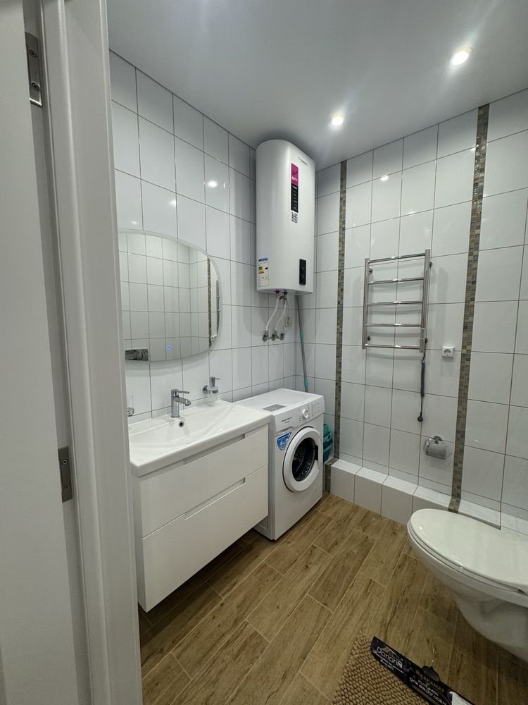 Euro-style Two-Room Apartment with New Renovation in Suvorovskyi District