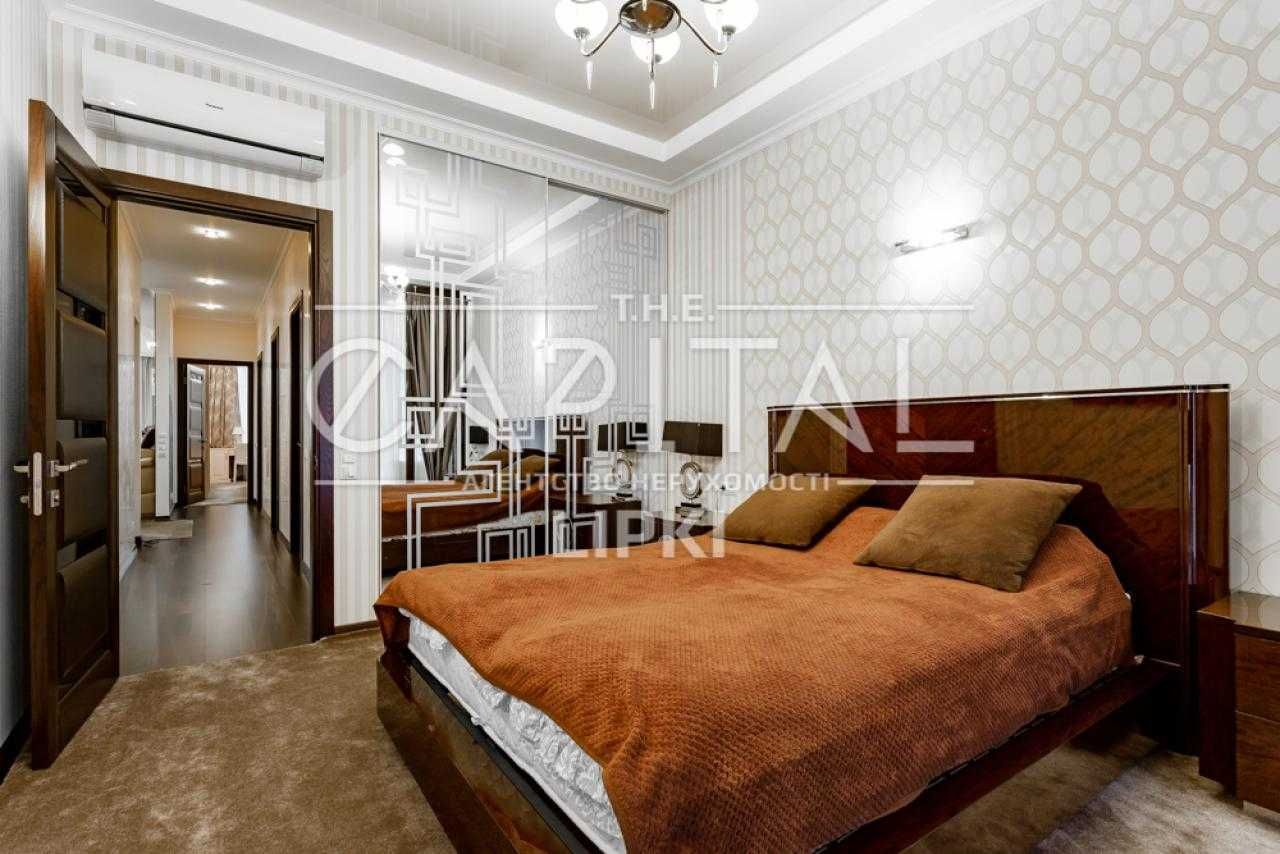 4-Room Luxury Apartments in Novopechersky Lipki Complex