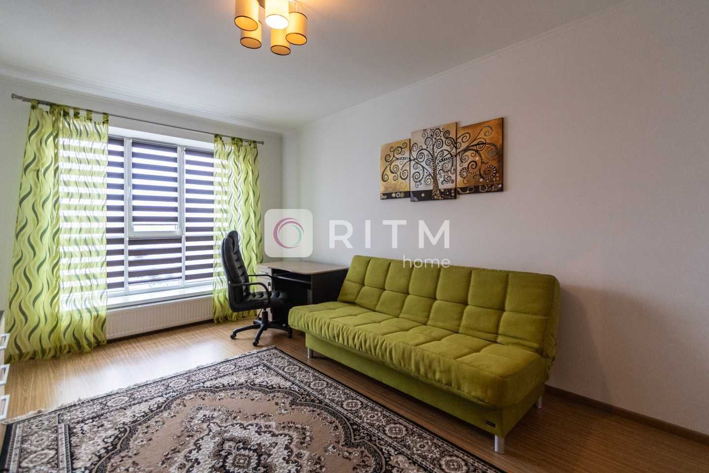 Cozy 1-Bedroom Apartment Near City Lake in Ivano-Frankivsk