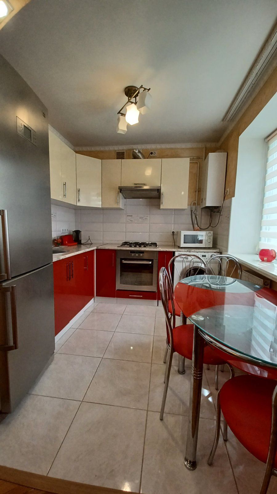 Spacious 3-Room Apartment on Halytska Street